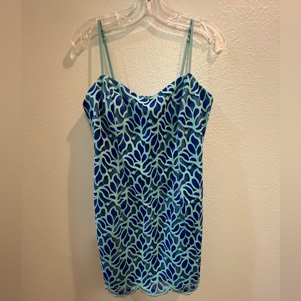 Lilly Pulitzer EUC Lace Dress Size 6